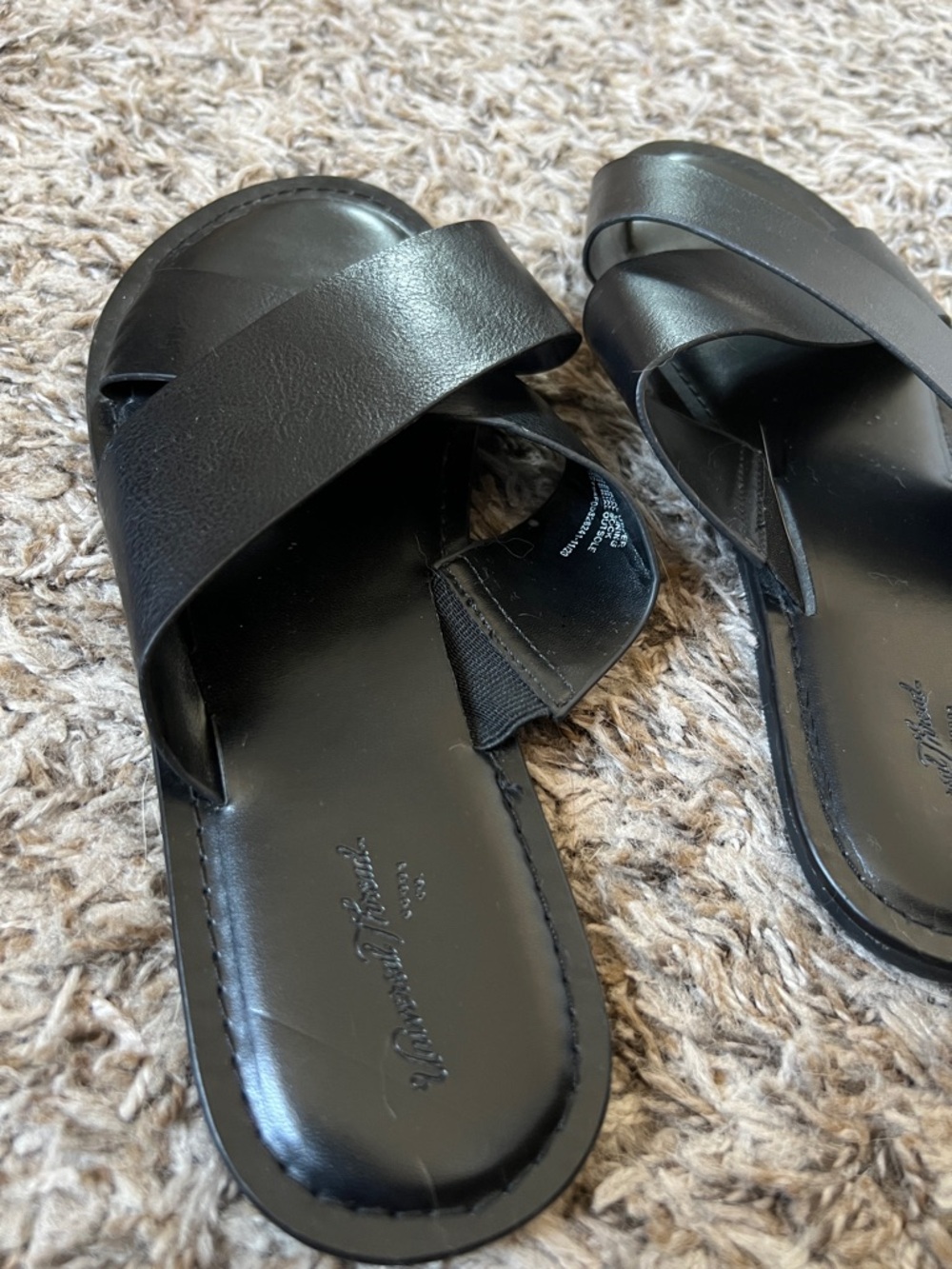 Universal Thread Black Crisscross Slide Sandals - Women - Picture 3 of 7